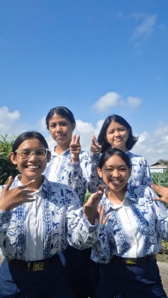 Dewa Ayu Putu Istri Nirva Univianty, Putu Ayu Galas Setia, Ida Ayu Chiquitita Adara Chandani, Ni Putu Githa Sugina