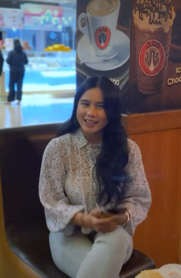 I Dewa Agung Ayu Maheswari (Waspada Phising)