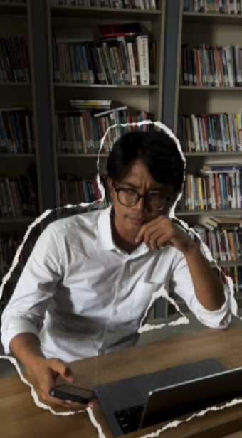 Ni Luh Putu Ria Adelia Putri (Waspada Phising)